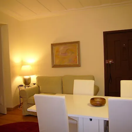 11 Steps Apartman